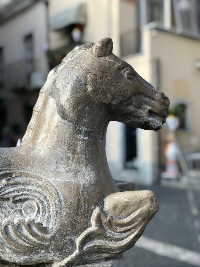 Corso Umberto Piazza Duomo Leilighet Taormina Eksteriør bilde