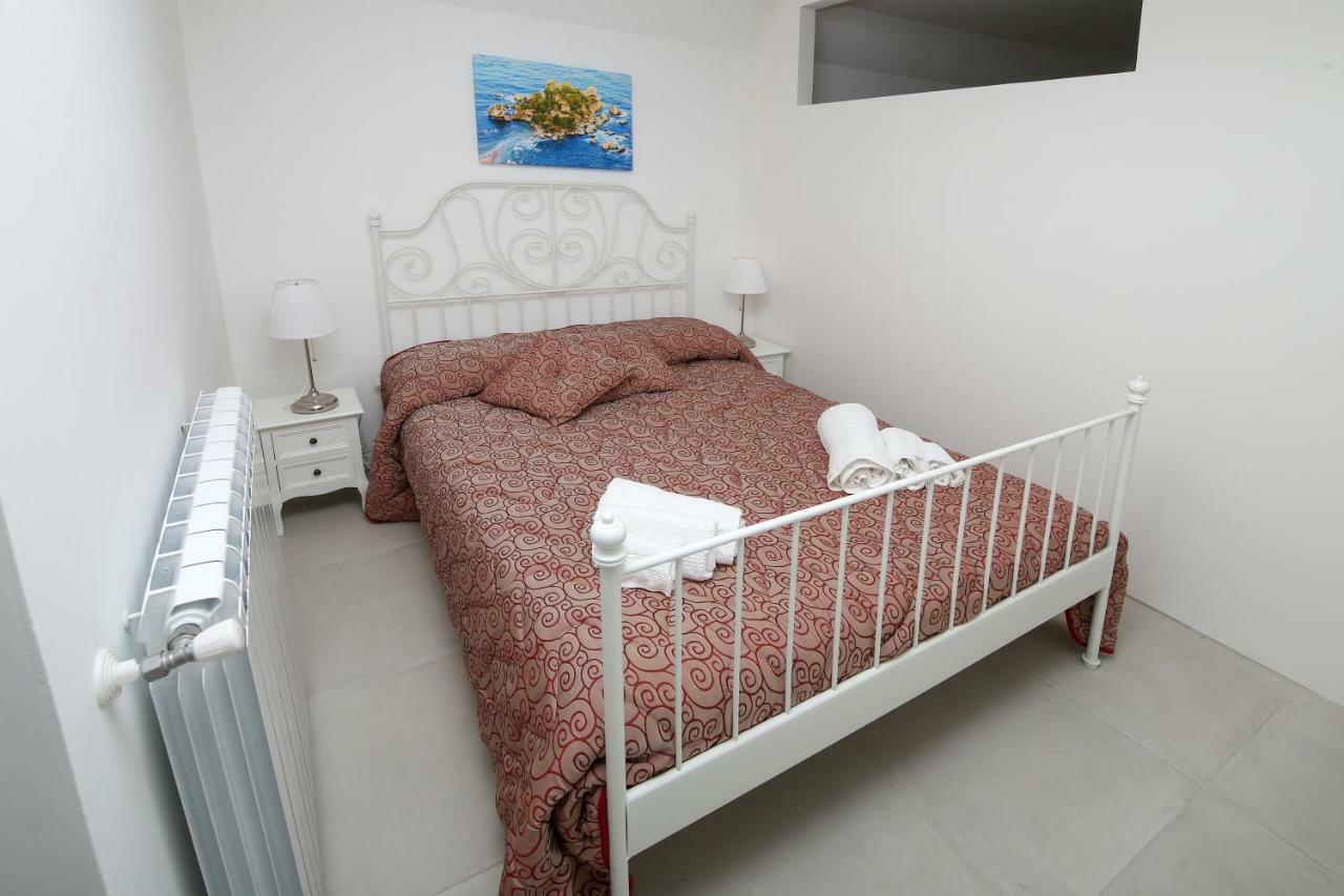 Corso Umberto Piazza Duomo Leilighet Taormina Eksteriør bilde